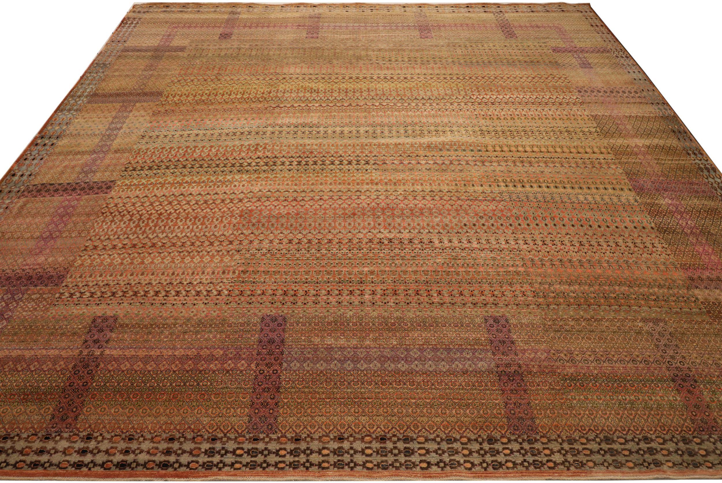 Entdecken Sie die Eleganz von India Ikat mit dem Over-Size-Teppich von Circa 1990. Dieses exklusive Design aus Wolle und GrünRotGelb ist perfekt, um Ihren Raum zu verschönern.