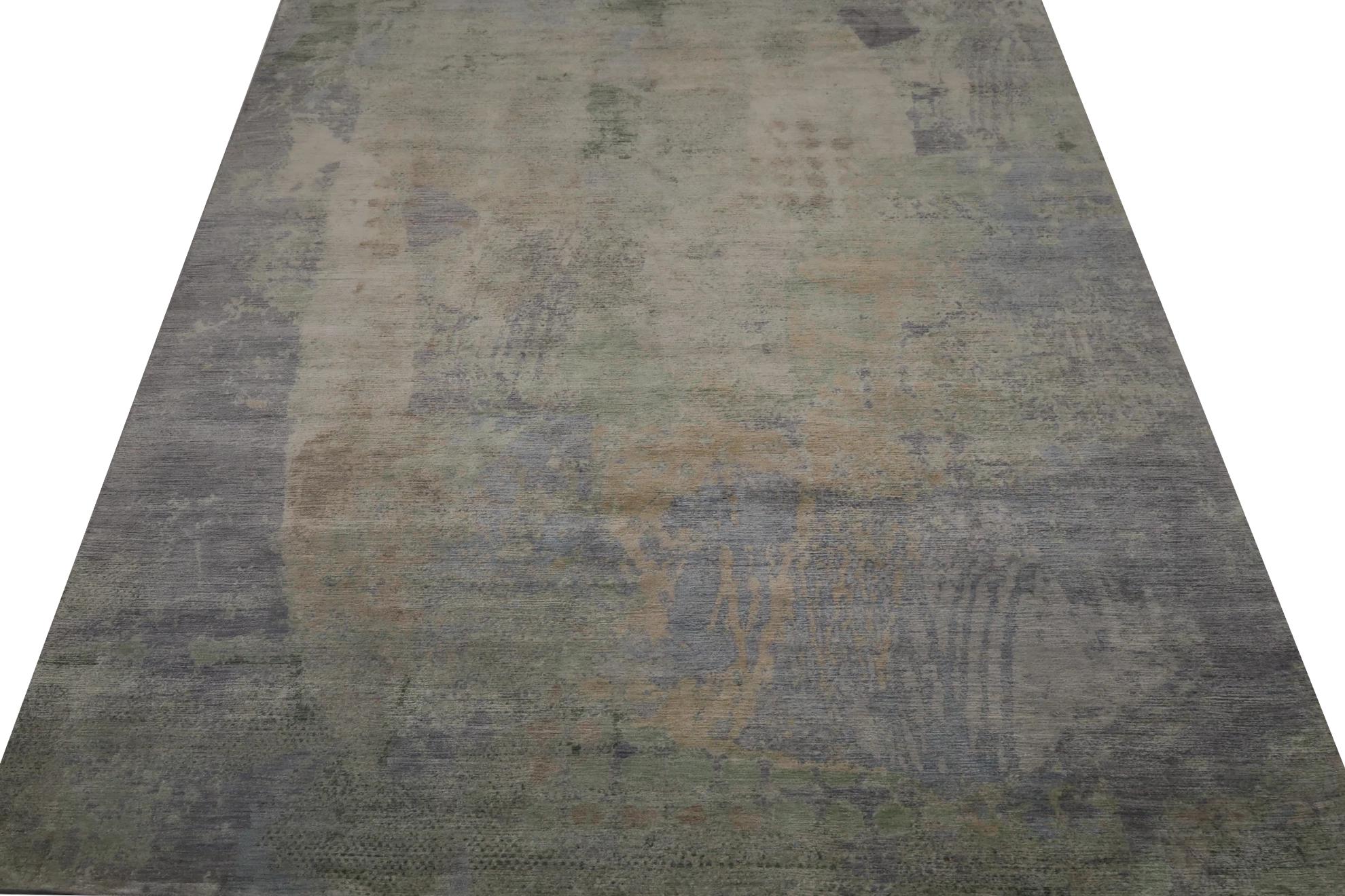 Découvrez l'élégance de l'Inde avec les tapis de sol de Circa 1990. Conçu avec de la laine et du gris-vert-ivoire-jaune, ce design exclusif est parfait pour mettre en valeur votre espace.