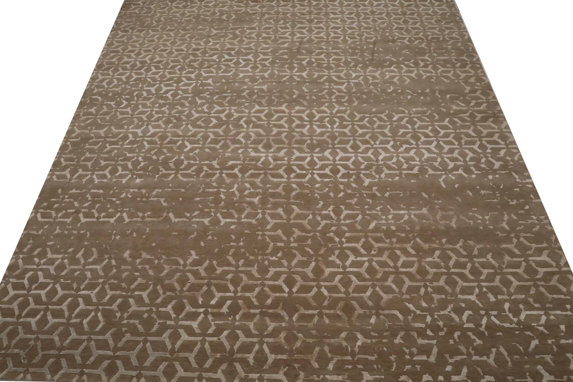 Entdecken Sie die Eleganz von India India mit dem Over Size Rug von CIRCA 1990. Dieses exklusive Design aus Wolle und Braun-Elfenbein ist perfekt, um Ihren Raum zu verschönern.
