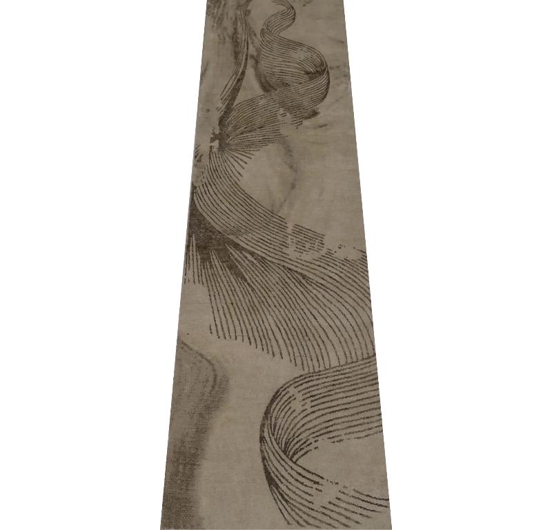 Entdecken Sie die Eleganz von India India mit dem Läufer Circa 1990. Dieses exklusive Design aus Wolle und Braun-Elfenbein ist perfekt, um Ihren Raum zu verschönern.