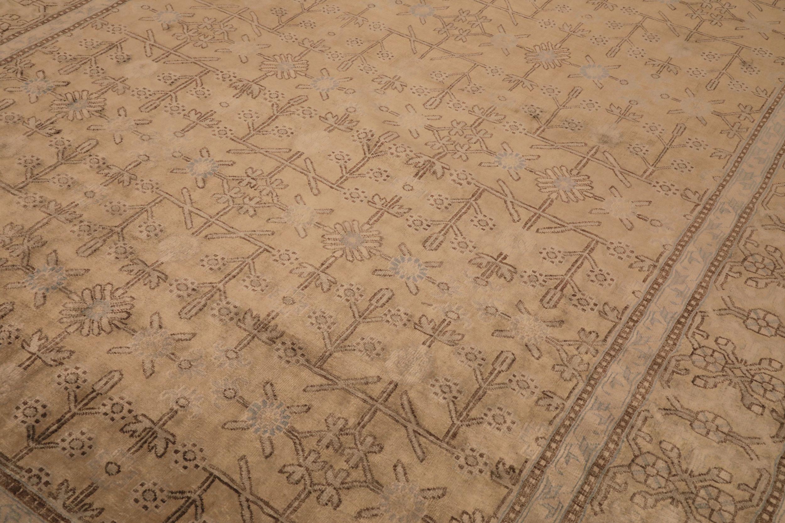 Moderne Tapis Khotan en laine ivoire et jaune, Inde - 94119 en vente