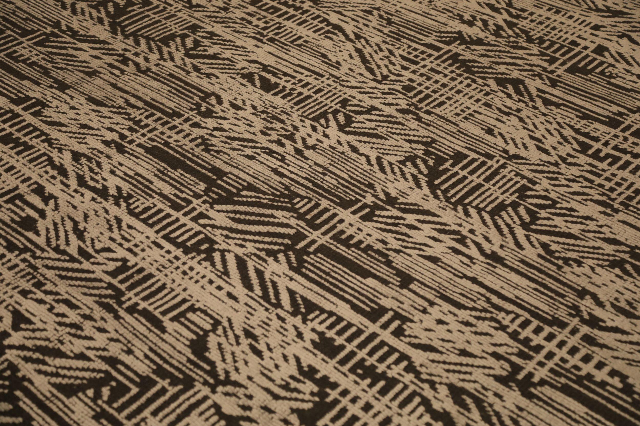 Indien Rug & Kilim Inde - Laine Brown Design/One - 93840 en vente