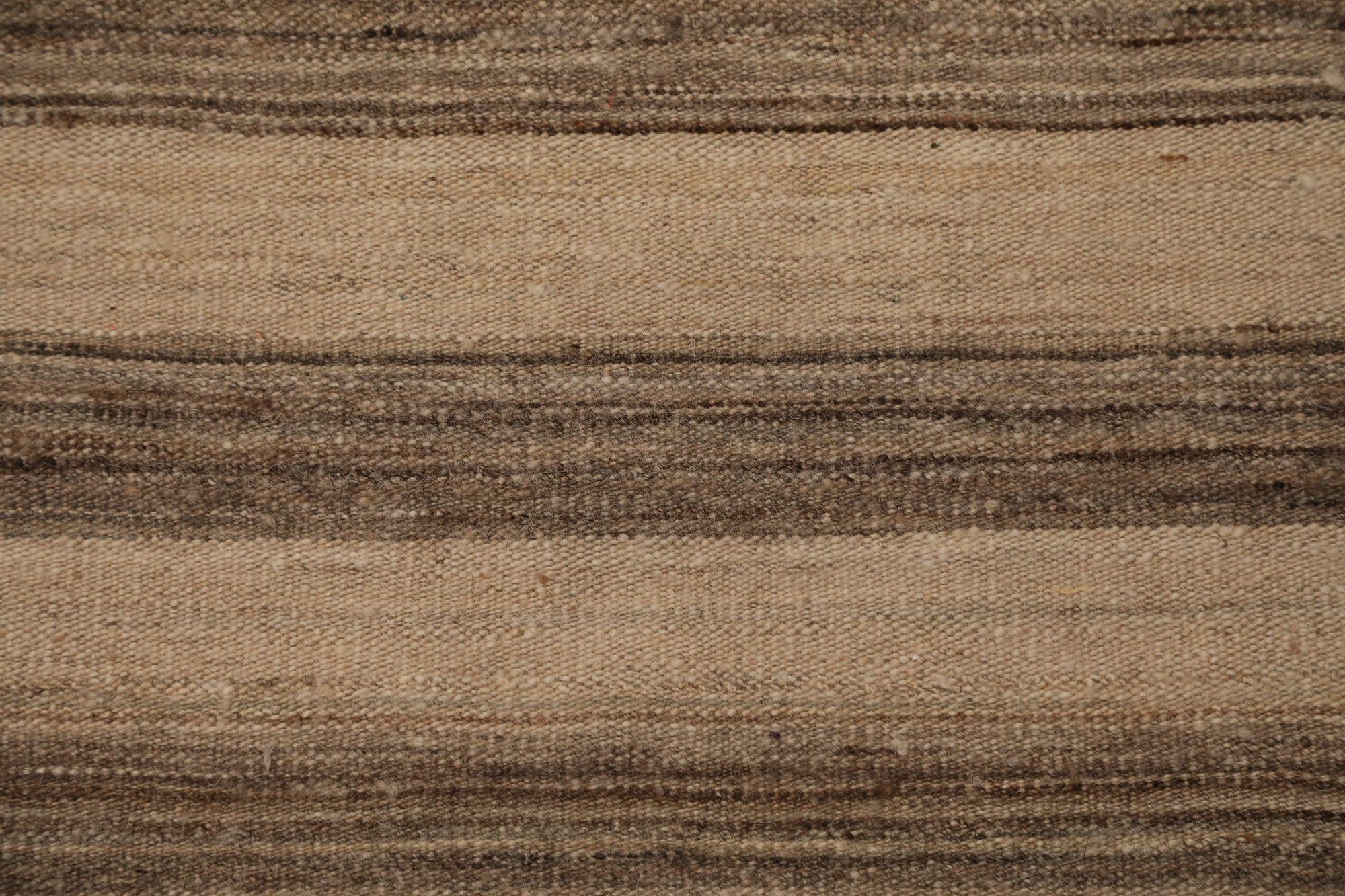 20th Century India Kilim Area Rugs - Wool Brown Ivory Design - 96641 For Sale