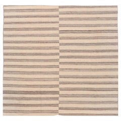 India Kilim Small Rug Circa 1990 - Wool Brown Ivory Design - 99535