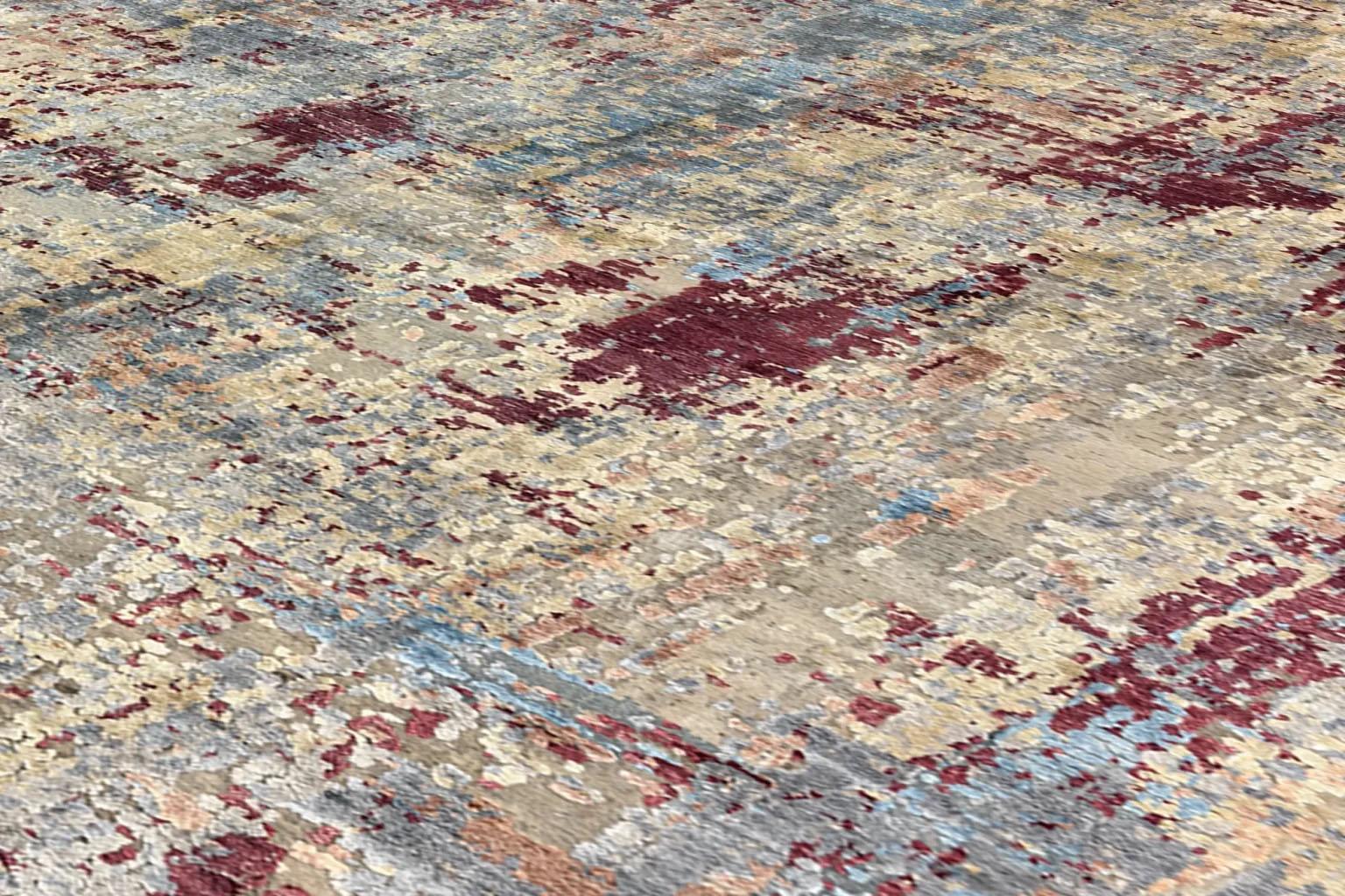 Laine Tapis de sol moderne India - Ivoire Bleu Rouge en vente