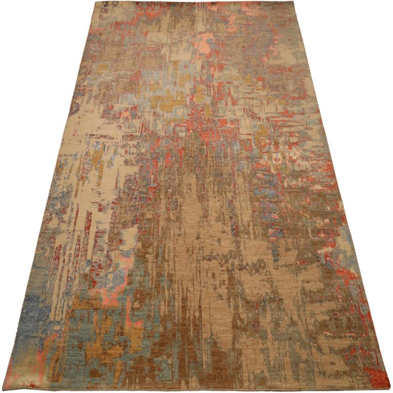 Scopri l'eleganza dell'India Modern con i tappeti CIRCA del 1990. Progettato con cotone e blu-marrone-avorio-rosso-giallo, questo design esclusivo è perfetto per valorizzare il tuo spazio.
