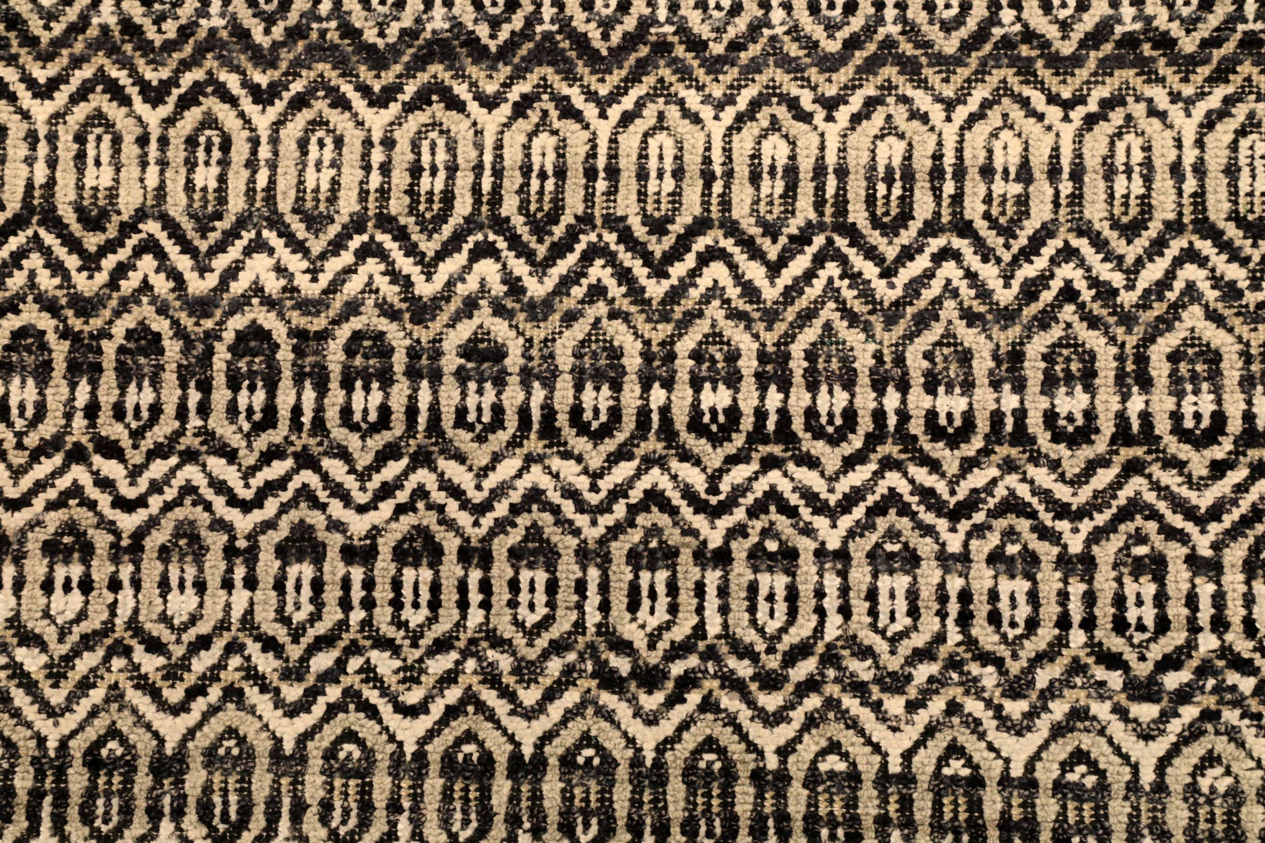 Tapis de course The Modernity - Laine Brown Design/One - 94047 Excellent état - En vente à Dallas, TX
