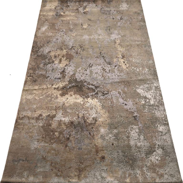 Descubre la elegancia de la India Moderna con la Alfombra Pequeña de Circa 1990. Diseñado con Lana y MarrónMarfilPúrpuraAmarillo, este diseño exclusivo es perfecto para realzar tu espacio.