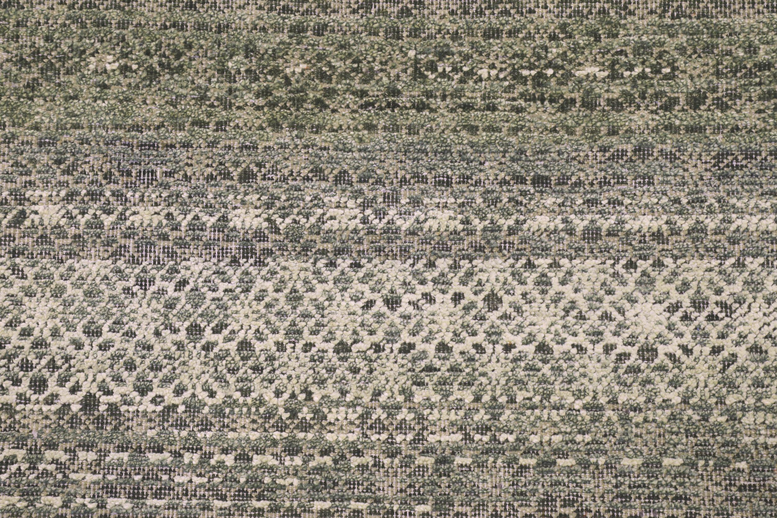 India Modern Small Rug - Wool Green Ivory Design - 94190 In Excellent Condition For Sale In Dallas, TX