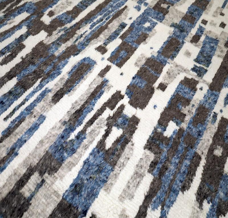 Modern India Moroccan Area Rugs - Wool Blue Brown Ivory Design - 94500 For Sale