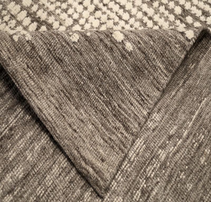 Indien Tapis de sol marocain de l'Inde - Laine Brown Design/One - 94494 en vente