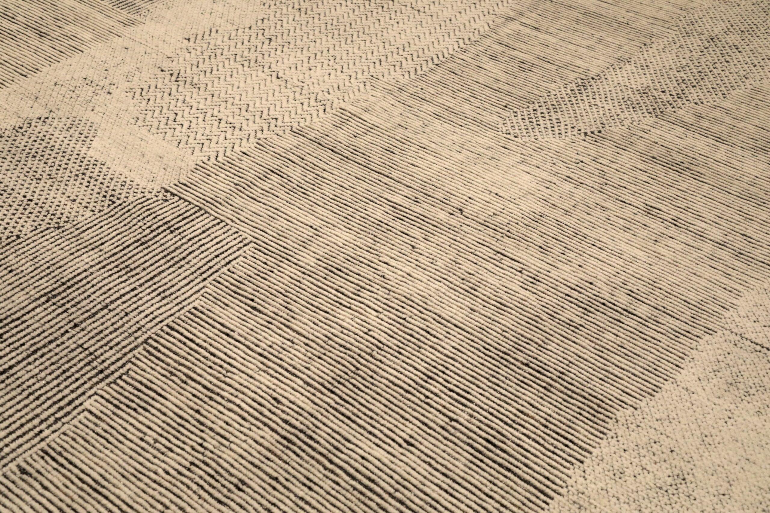 Moderno Tappeti India Moroccan Area Rugs - Lana Marrone Avorio Design - 96550 in vendita