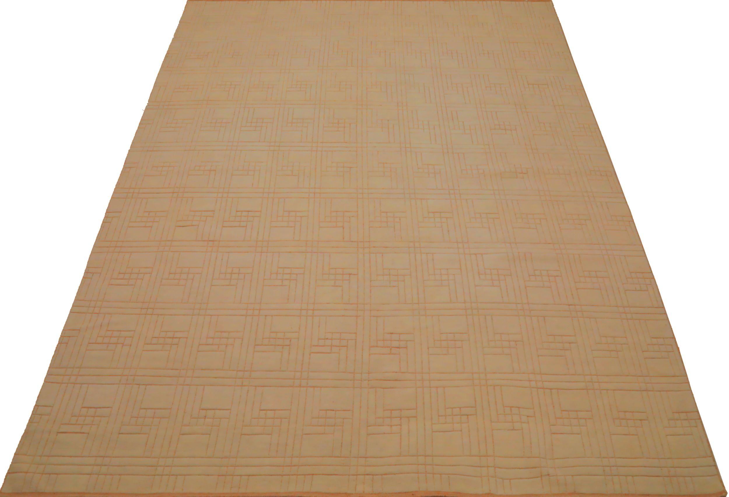 Découvrez l'élégance des tapis de l'Inde marocaine de Circa 1990. Conçu avec de la laine et de l'ivoire, ce design exclusif est parfait pour mettre en valeur votre espace.