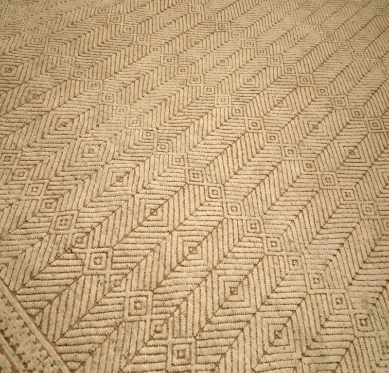 Marokkanische Teppiche aus Indien – Wolle in elfenbeinfarbenem Design – 94443 (Moderne) im Angebot