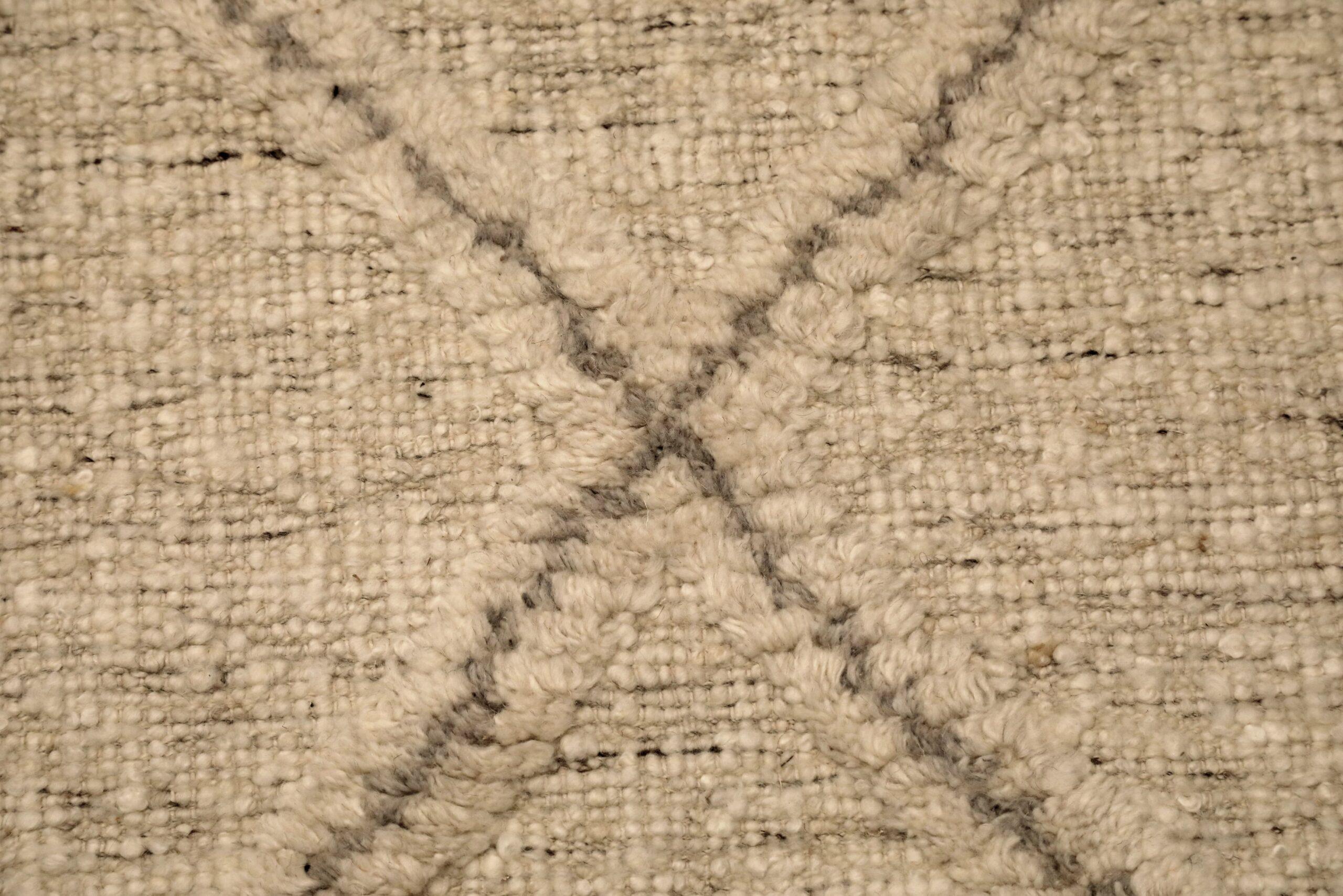 Marokkanische Teppiche aus Indien – Wolle in elfenbeinfarbenem Design – 96538 im Zustand „Hervorragend“ im Angebot in Dallas, TX