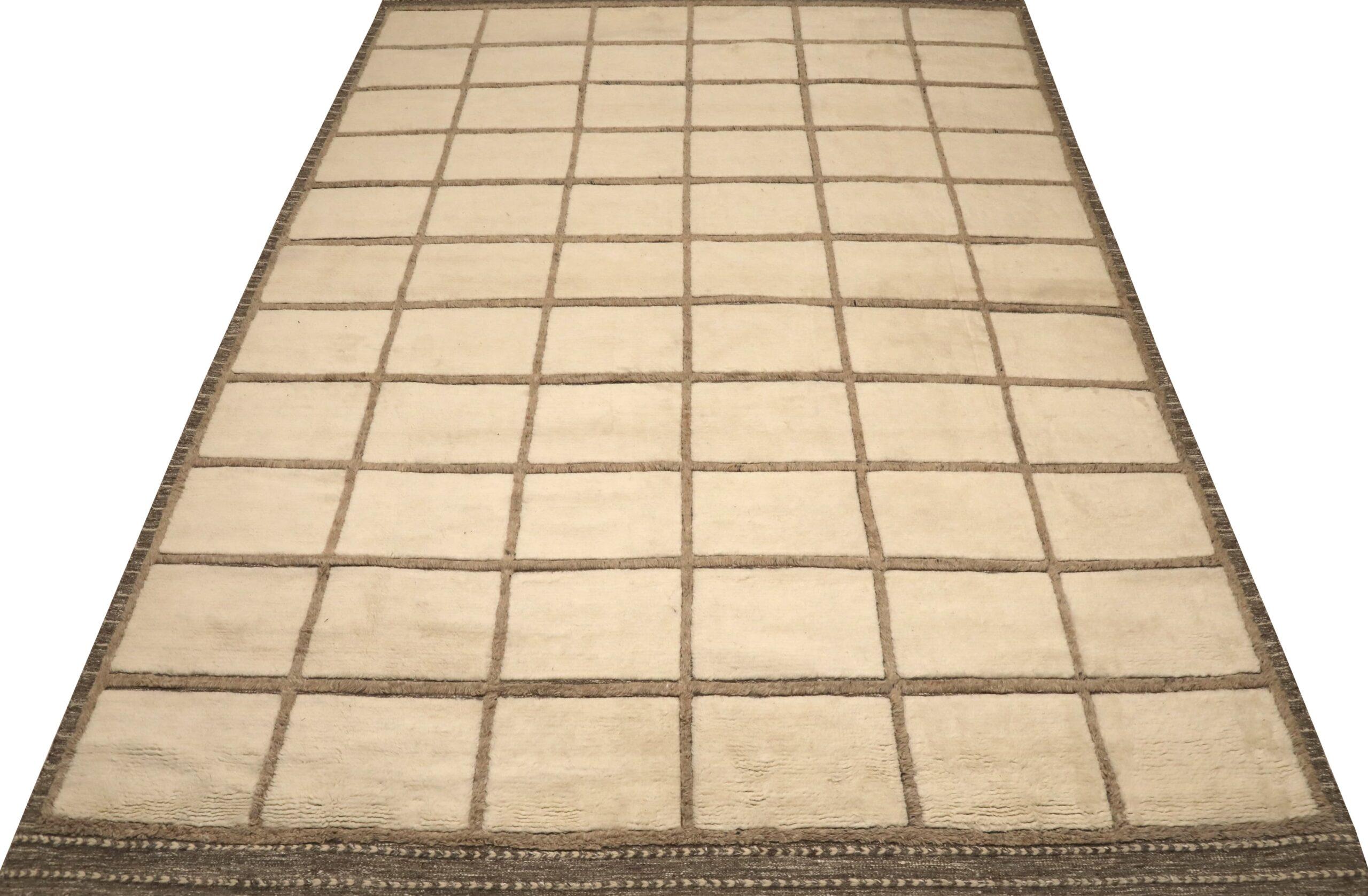 Entdecken Sie die Eleganz der indisch-marokkanischen Teppiche von Circa 1990. Dieses exklusive Design aus Wolle und Elfenbein ist perfekt, um Ihren Raum zu verschönern.