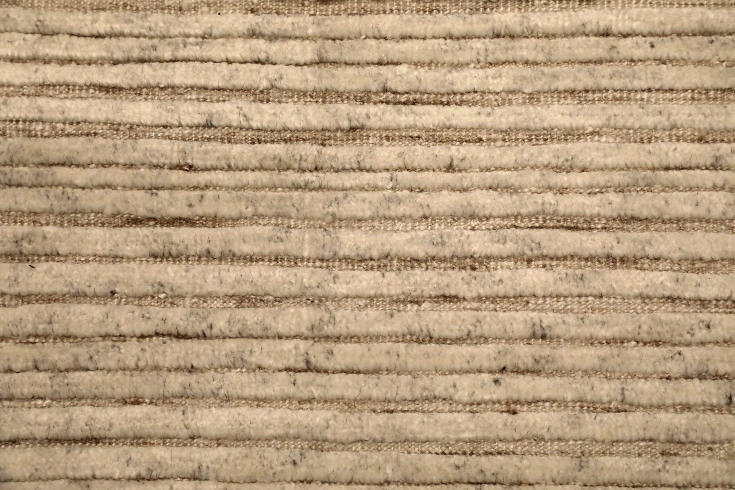 Hand-Knotted India Moroccan Area Rugs - Wool Ivory Design - 96560 For Sale