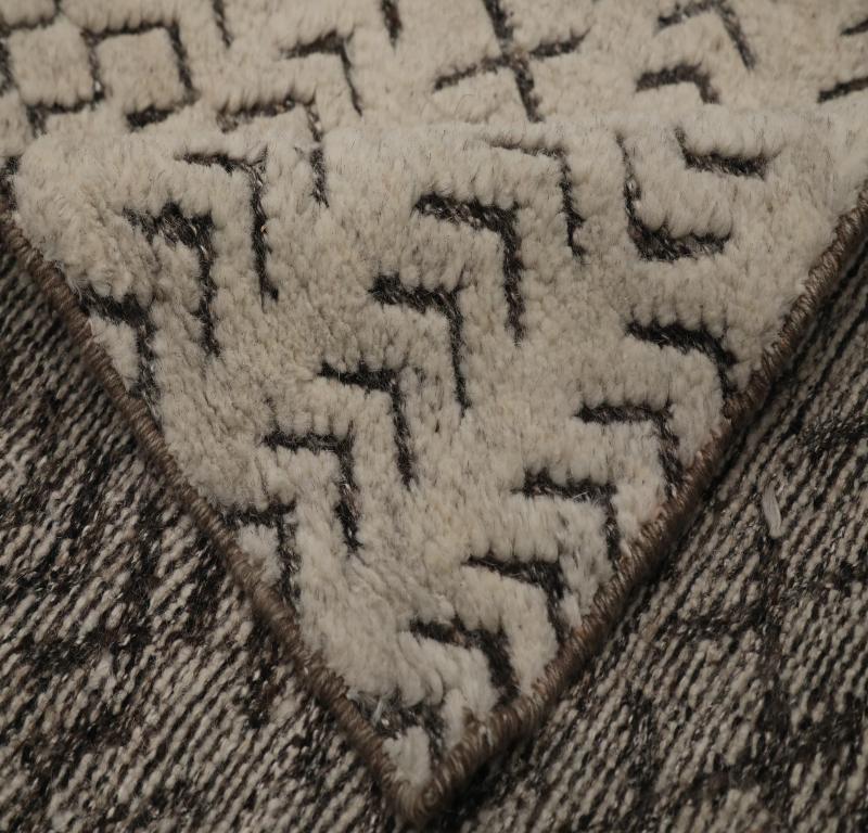 Tappeto India Moroccan Small Design Circa 1990 - Lana Marrone Avorio Design - 99538 In condizioni ottime in vendita a Dallas, TX