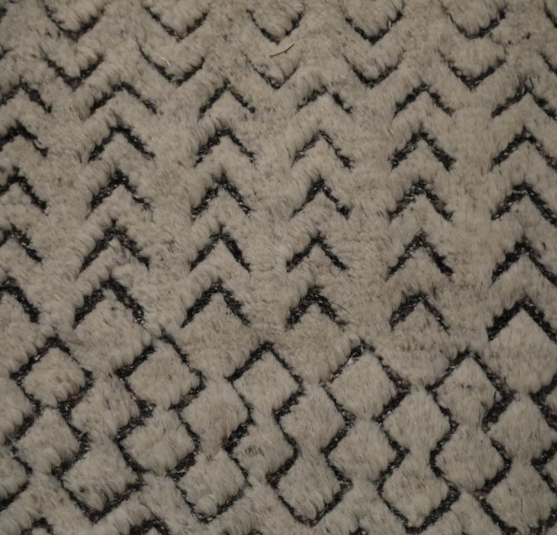 Annodato a mano Tappeto India Moroccan Over Size - Lana Marrone Avorio Design - 91793 in vendita