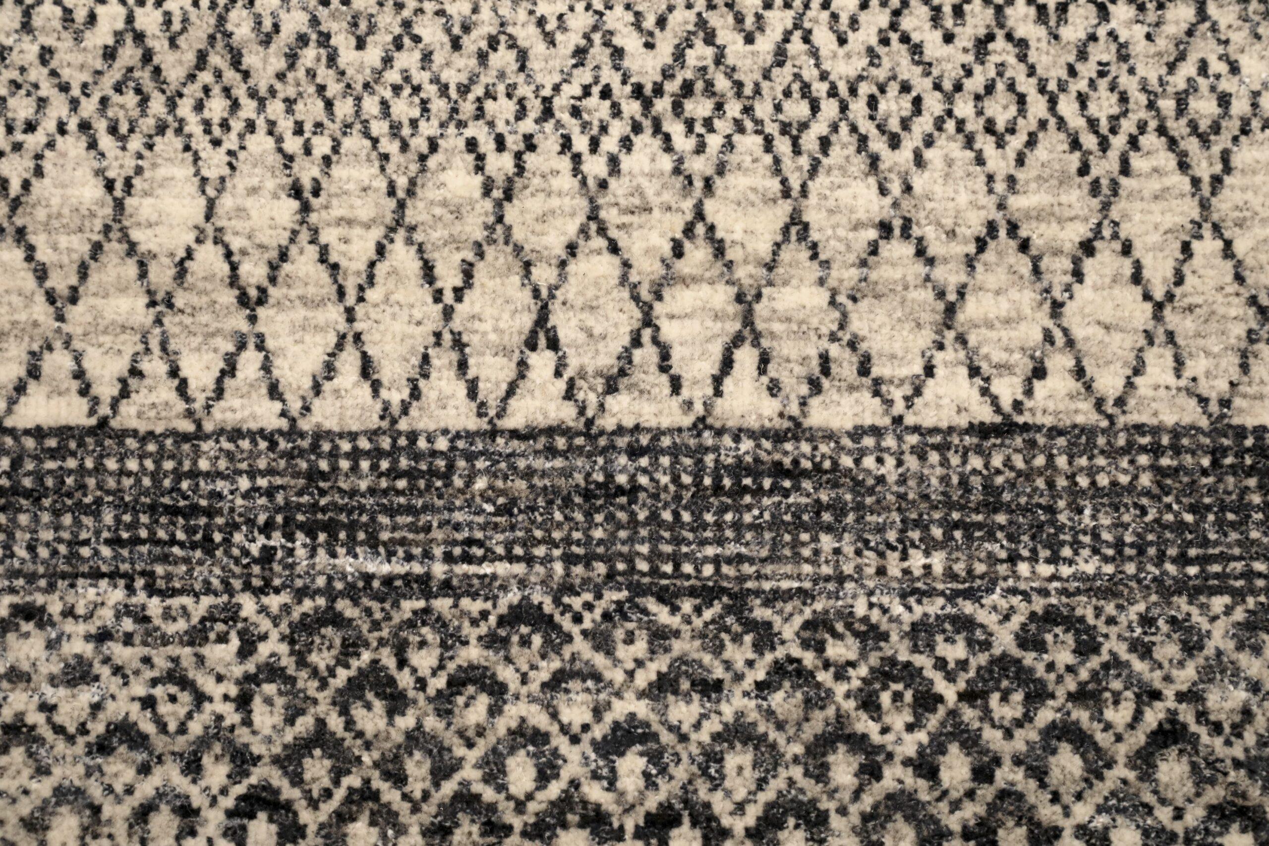 India Moroccan Over Size Teppich - Wolle Braun Elfenbein Design - 96581 im Zustand „Hervorragend“ im Angebot in Dallas, TX