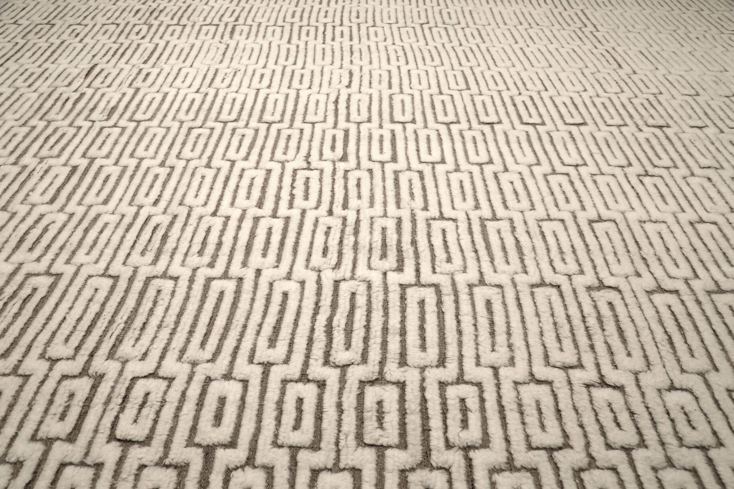 Indien Marokkanisch Over Size Teppich - Wolle Braun Elfenbein Design - 96594 im Zustand „Hervorragend“ im Angebot in Dallas, TX