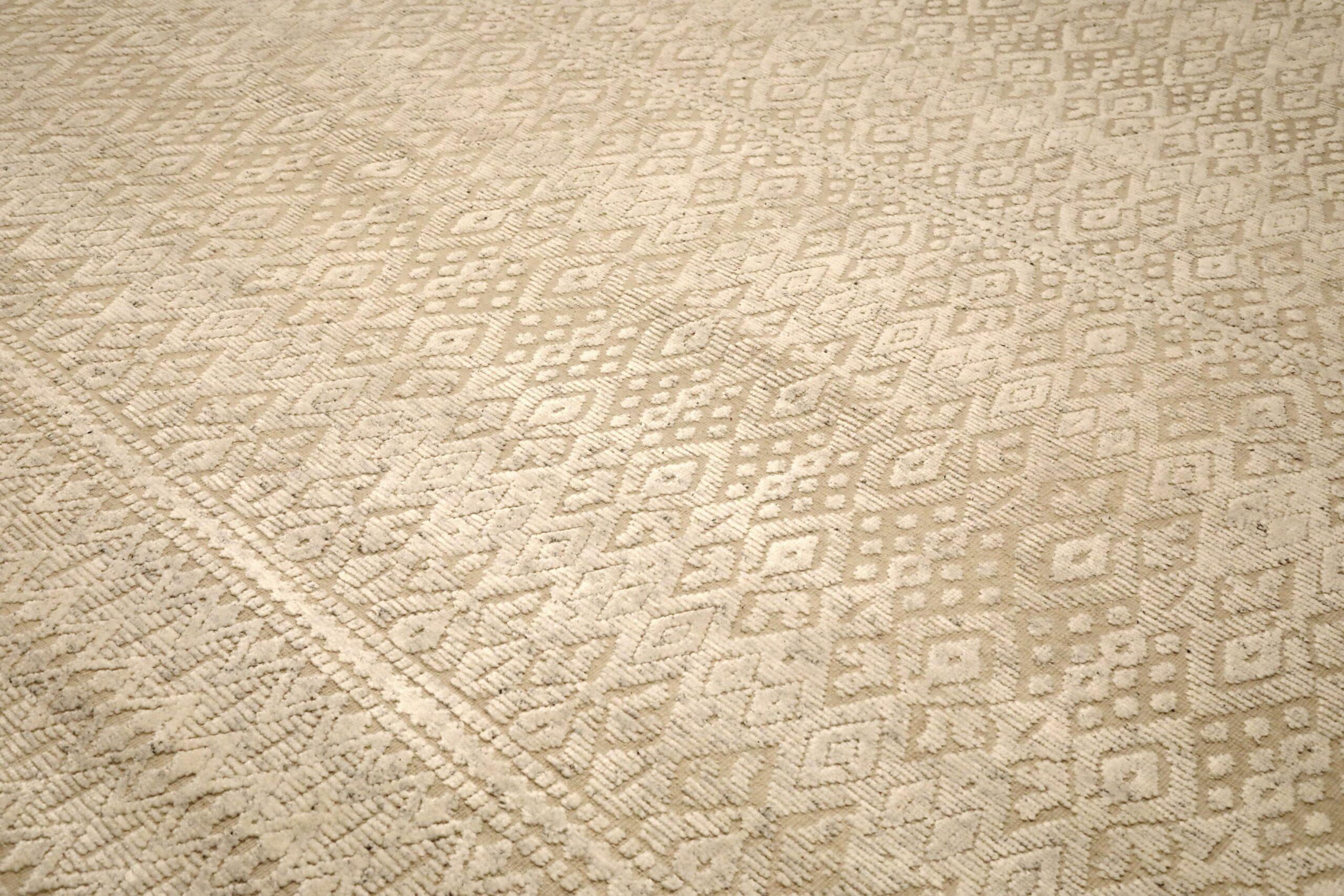 Indien Marokkanisch Over Size Teppich - Wolle Elfenbein Taupe Design - 96578 (Moderne) im Angebot