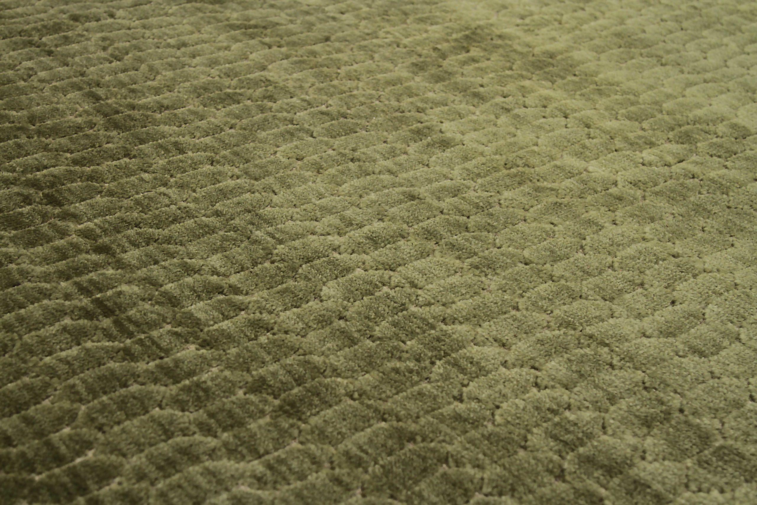 Petit tapis indien Moss vers 1990 - Design vert laine - 90607 Excellent état - En vente à Dallas, TX