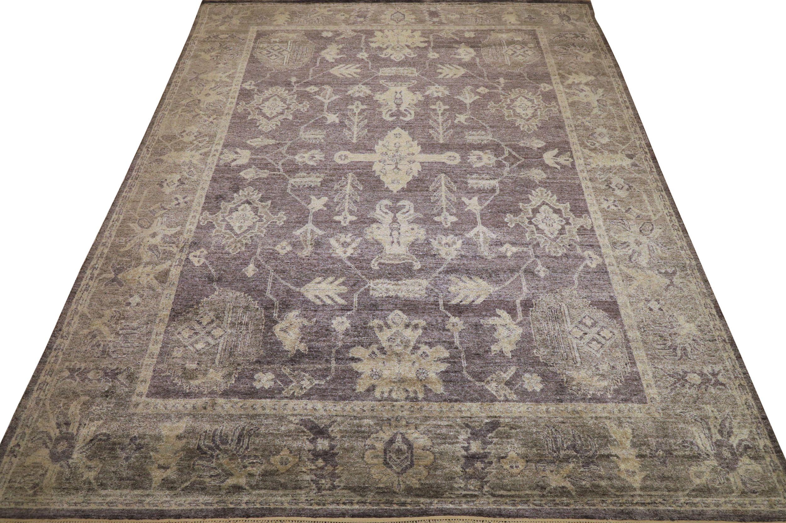 Entdecken Sie die Eleganz von India Oushak mit den Area Rugs von Circa 1990. Dieses exklusive Design aus Wolle und Braun-Elfenbein ist perfekt, um Ihren Raum zu verschönern.