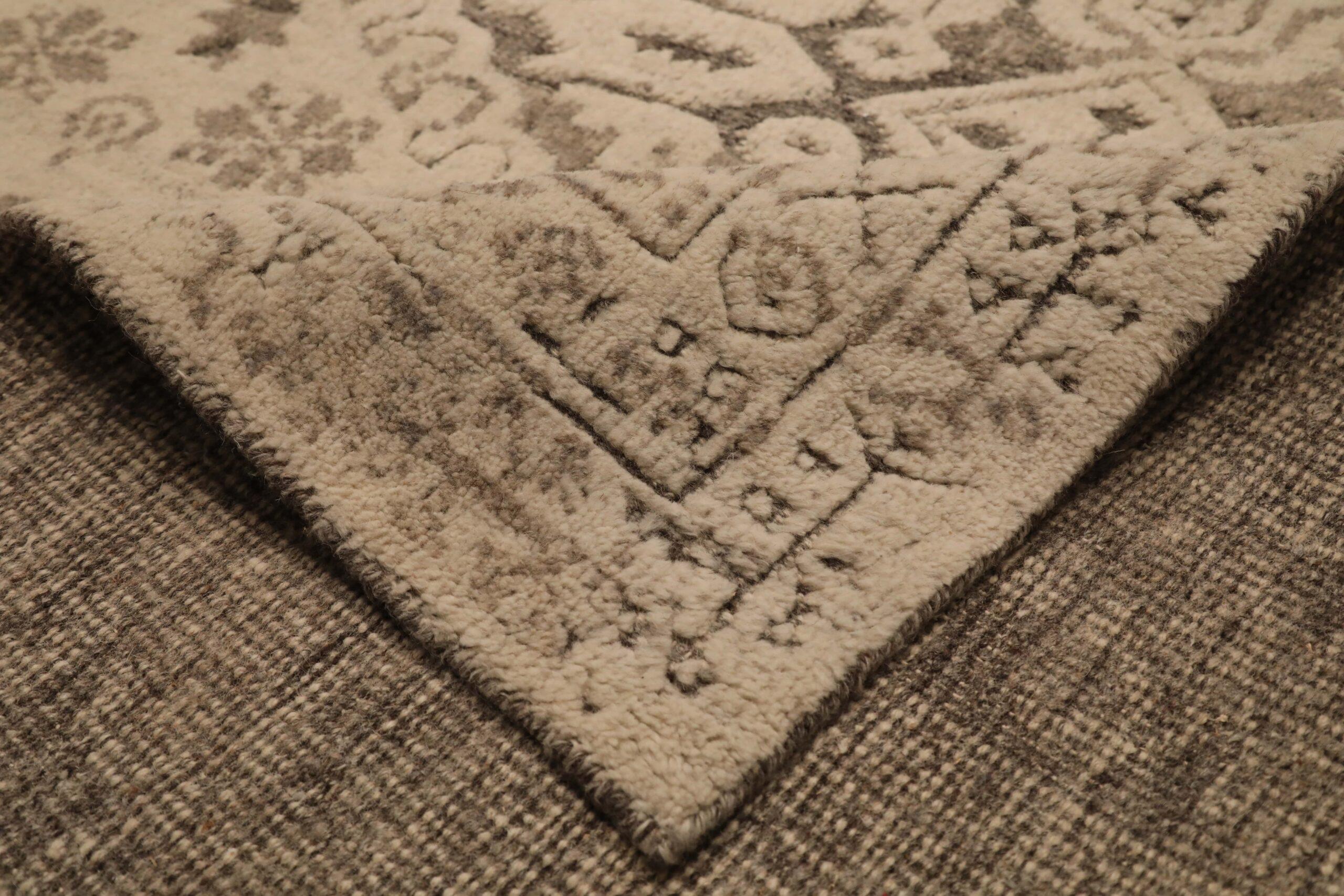 Tappeti India Oushak - Design Marrone Taupe in lana - In condizioni ottime in vendita a Dallas, TX