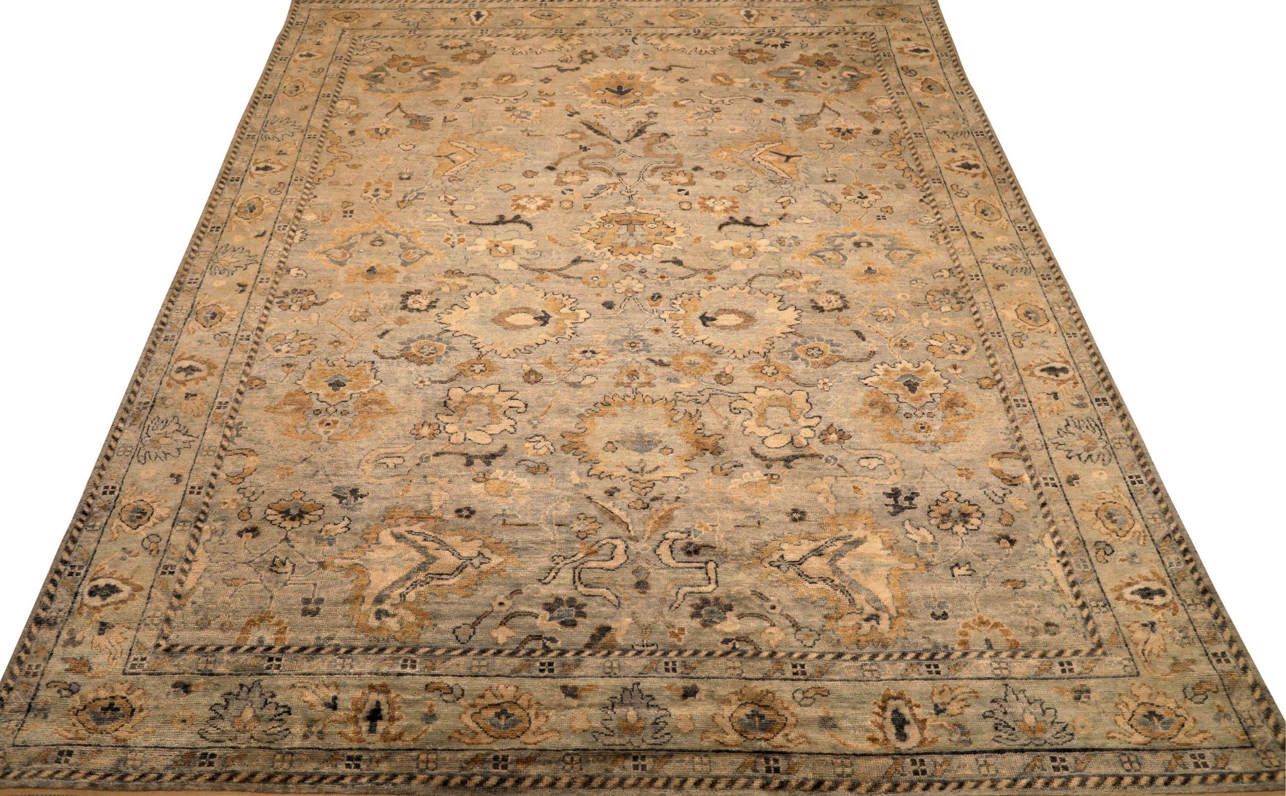 Entdecken Sie die Eleganz von India Oushak mit den Area Rugs von Circa 1990. Dieses exklusive Design aus Wolle und Grau-Elfenbein-Gelb ist perfekt, um Ihren Raum zu verschönern.