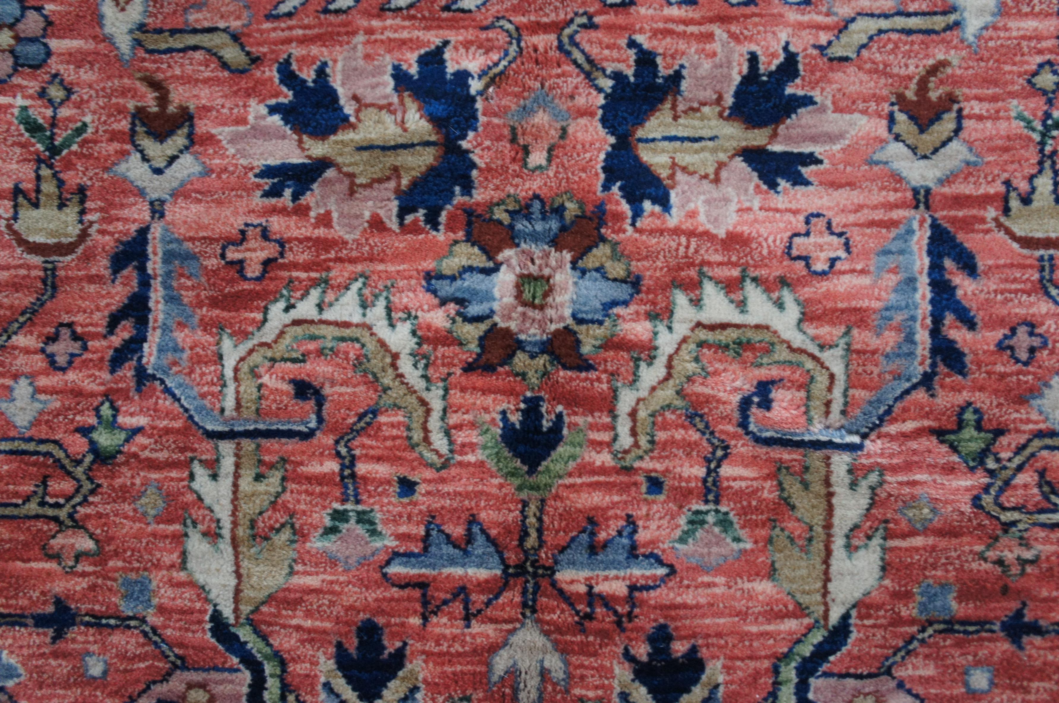 India Pande Cameron of New York Royal Jahan Tappeto di lana con medaglione a stella 6' x 9' in vendita 6