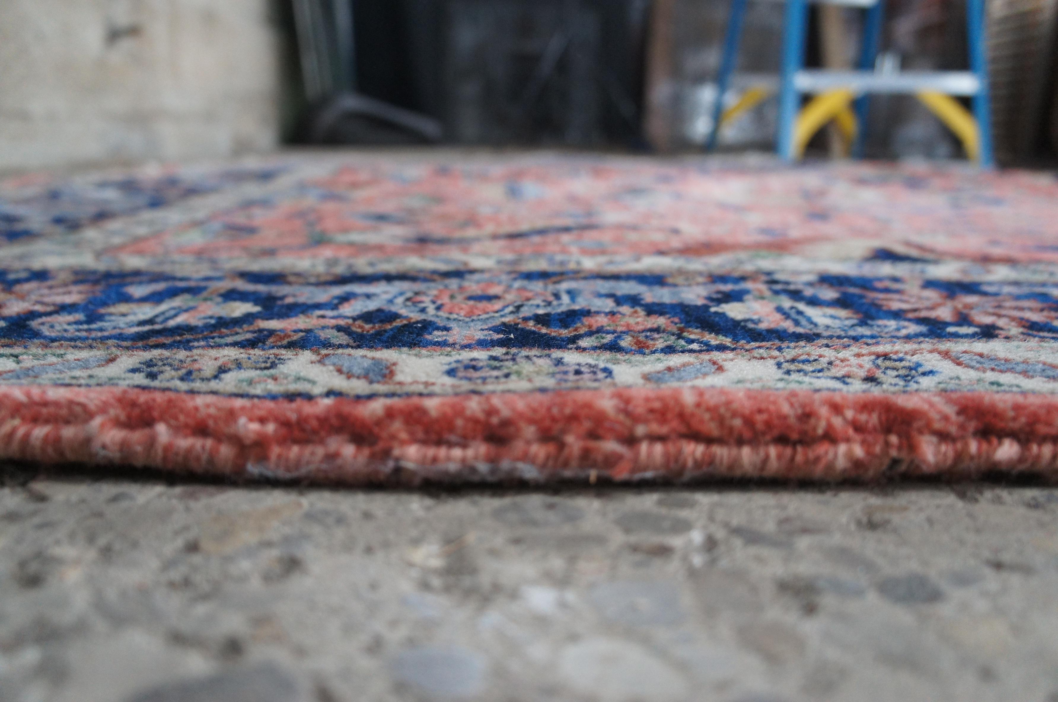India Pande Cameron of New York Royal Jahan Tappeto di lana con medaglione a stella 6' x 9' in vendita 2