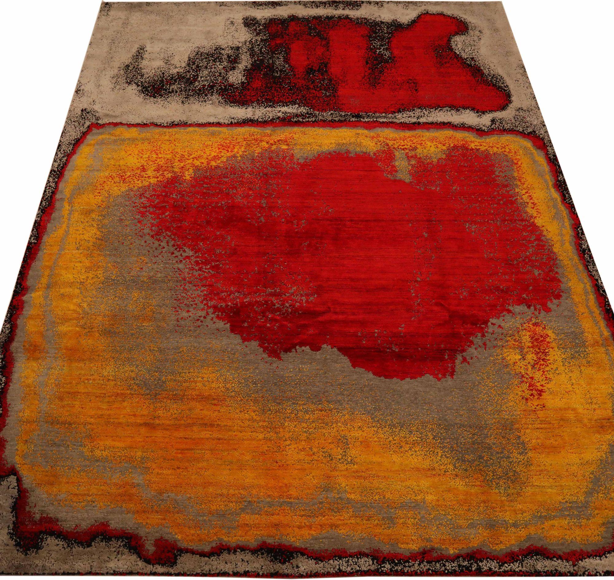 Découvrez l'élégance d'India Rug Star, qui propose des tapis de zone datant de 1990. Conçu avec de la laine et de l'OrangeRedTaupe, ce design exclusif est parfait pour mettre en valeur votre espace.