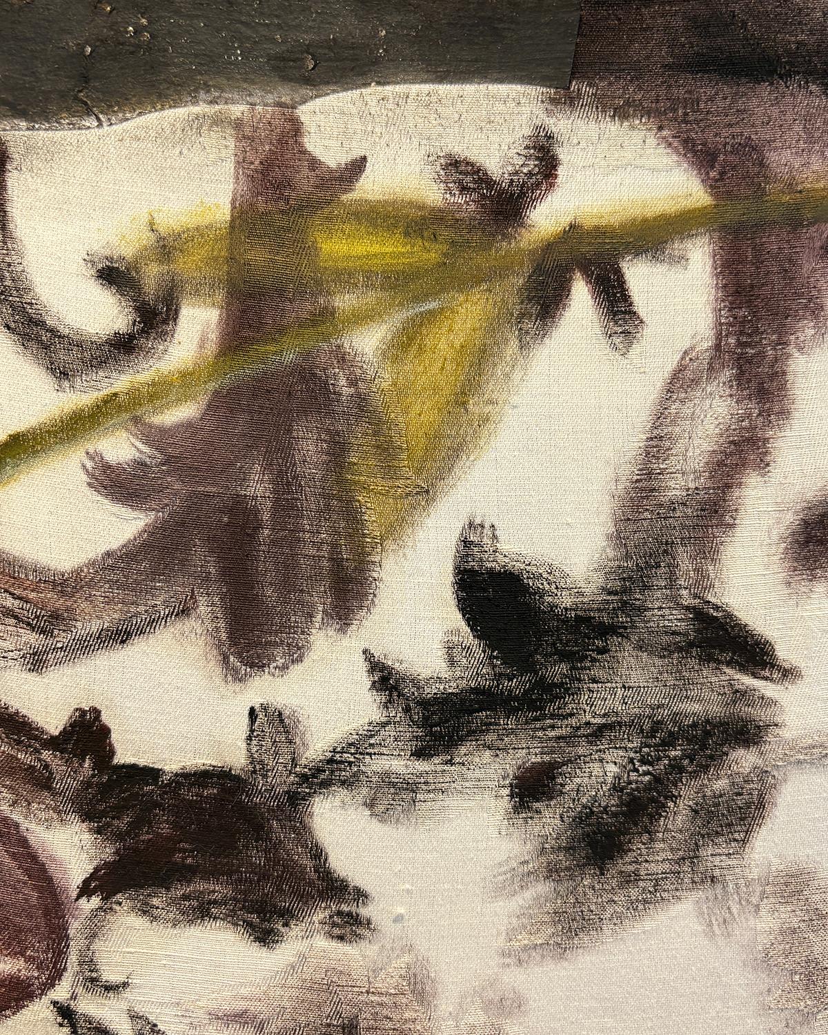 Lenzuolo (pittura surrealista e collage su tessuto in bianco, nero e giallo) in vendita 1