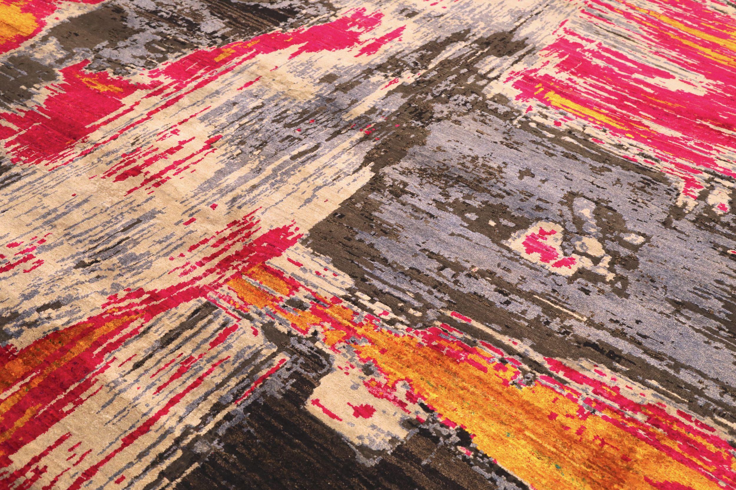 Moderne Tapis de soie Sari de l'Inde - Laine Noir Bleu Ivoire Rouge Jaune - 94155 en vente