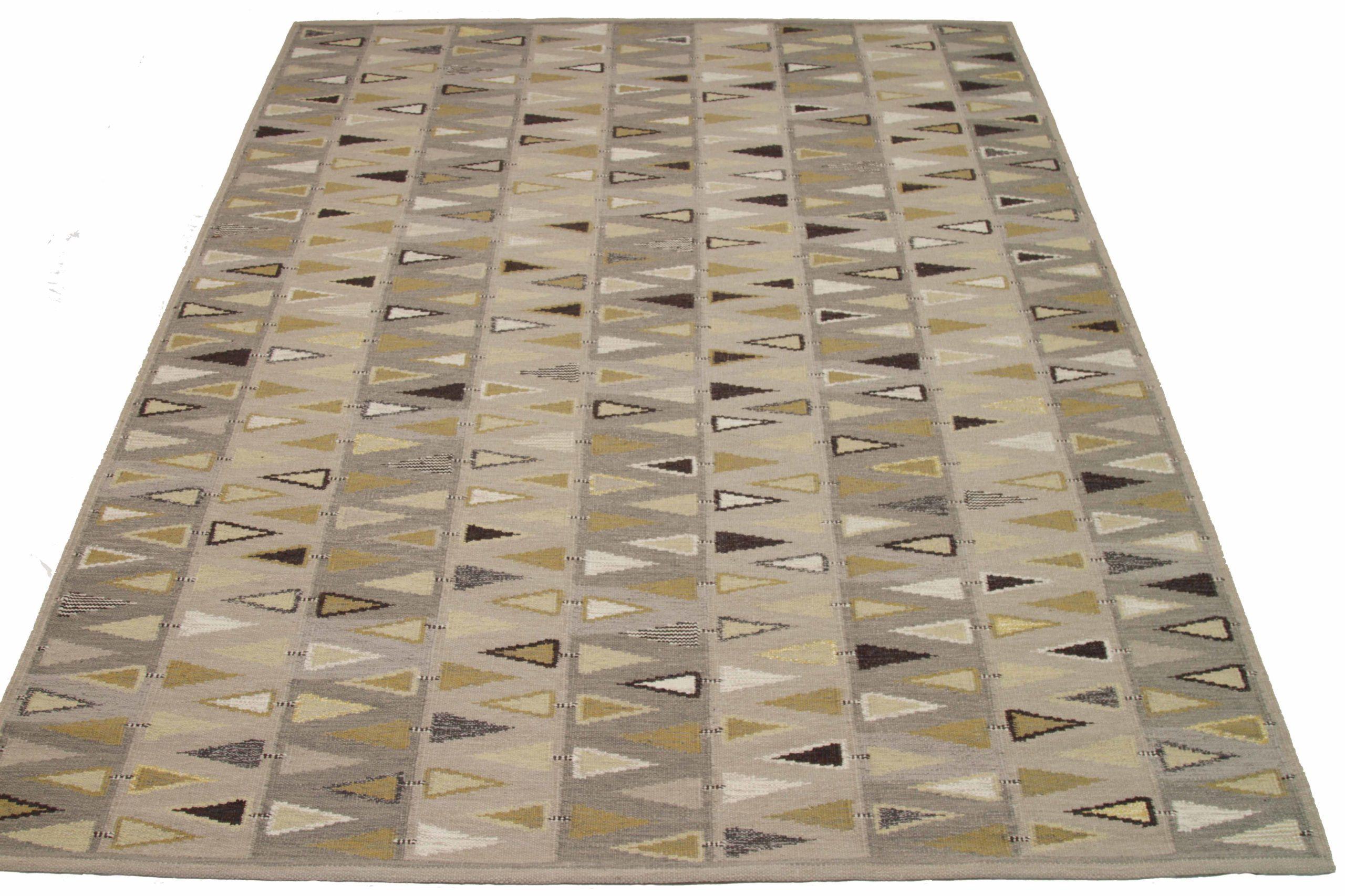 Entdecken Sie die Eleganz des skandinavischen Indiens mit den Teppichen von Circa 1990. Dieses exklusive Design aus Wolle und BraunGrünElfenbeinGelb ist perfekt, um Ihren Raum zu verschönern.