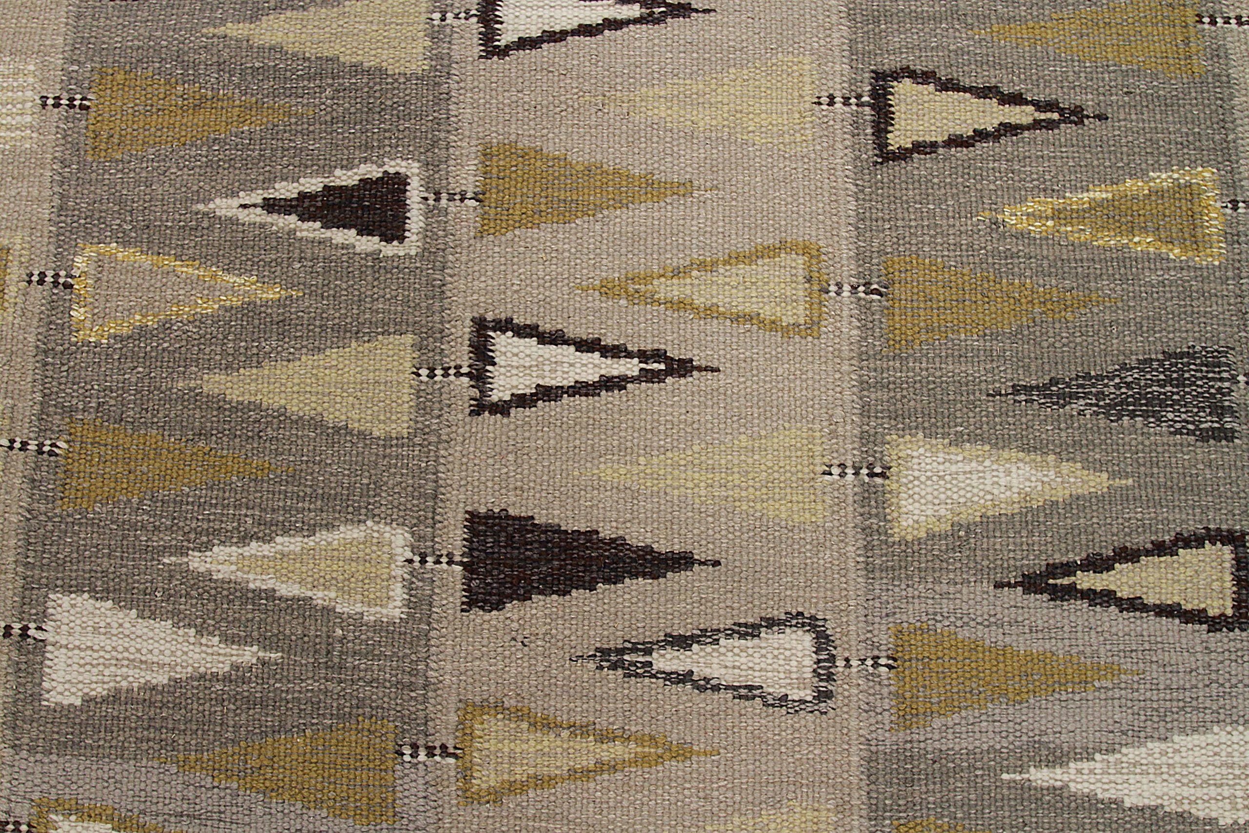 Indien skandinavischen Bereich Teppiche CIRCA 1990 - Wolle Brown Grün Elfenbein Gelb - 92380 im Zustand „Hervorragend“ im Angebot in Dallas, TX