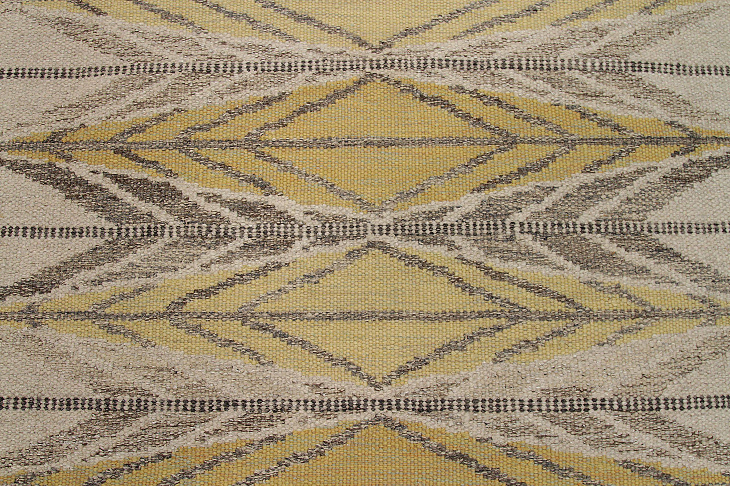 Indien skandinavischen Bereich Teppiche CIRCA 1990 - Wolle Brown Elfenbein Gelb Design - 92383 im Zustand „Hervorragend“ im Angebot in Dallas, TX