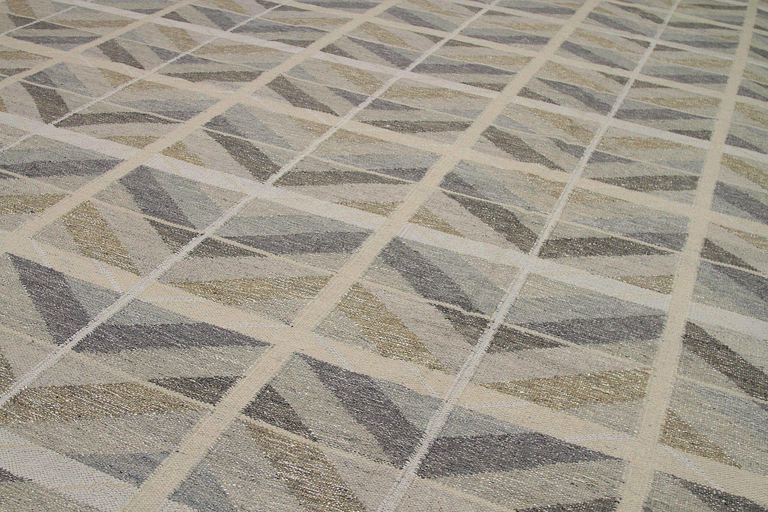 Indien skandinavischen über Größe Teppich Circa 1990 - Wolle braun grau Elfenbein - 92385 (Indisch) im Angebot