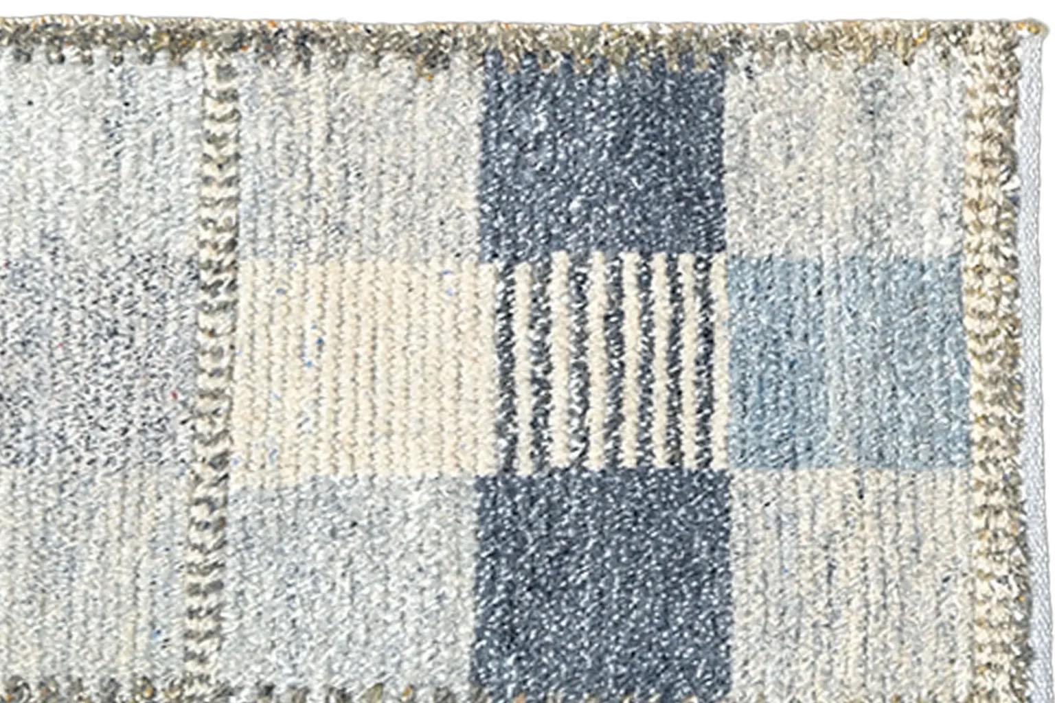 Inde Tapis scandinave surdimensionné Circa 1990 - Laine Gris Ivoire Design - 92614 Excellent état - En vente à Dallas, TX