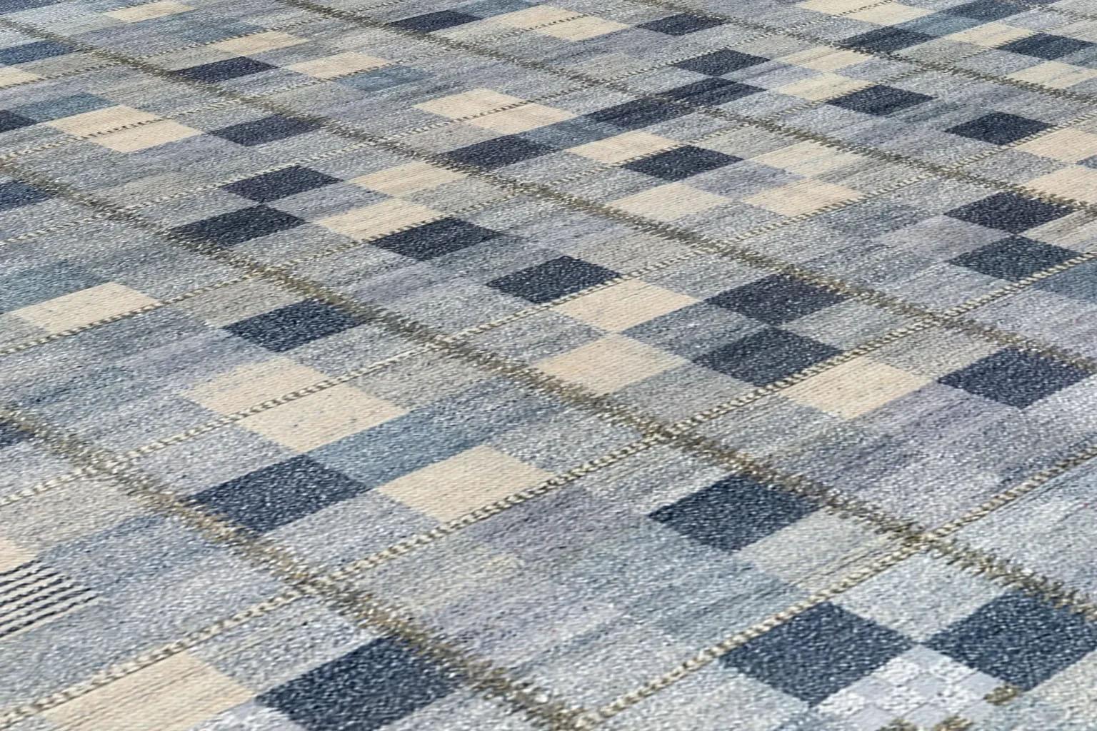 Inde Tapis scandinave surdimensionné Circa 1990 - Laine Gris Ivoire Design - 92614 en vente 1