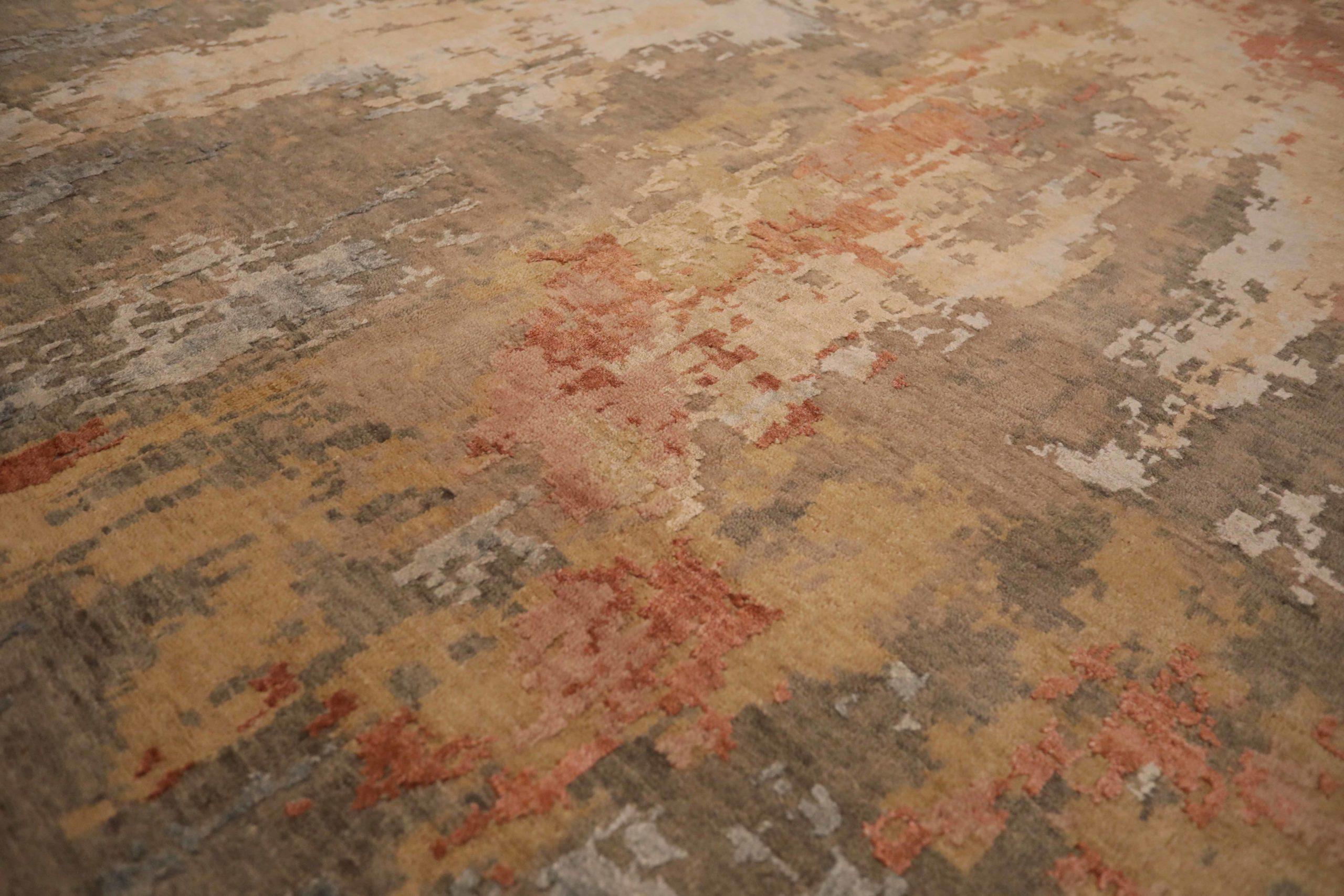 India Small Rug Circa 1990 - Wool Brown Ivory Pink Yellow Design - 91700 In Excellent Condition For Sale In Dallas, TX