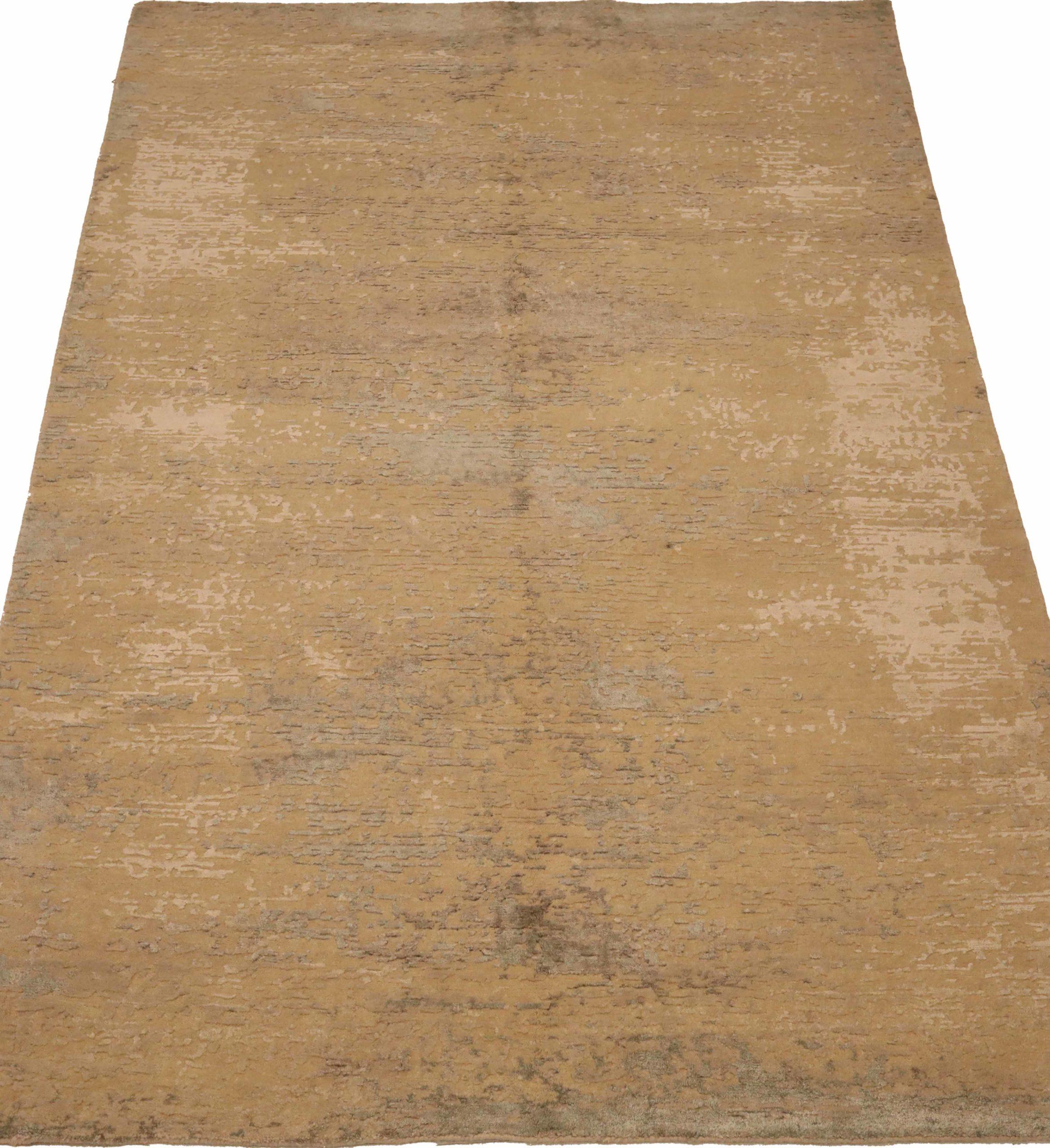 Discover the elegance of India item featuring Small Rug in Circa 1990. Designed with Wool and BrownIvoryYellow, this exclusive design is perfect for enhancing your space.
