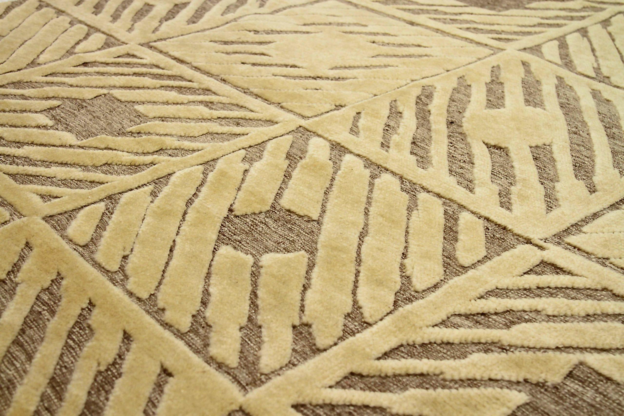 Alfombra Pequeña India Circa 1990 - Lana Marrón Diseño Amarillo - 90600 en Excelente estado para la venta en Dallas, TX