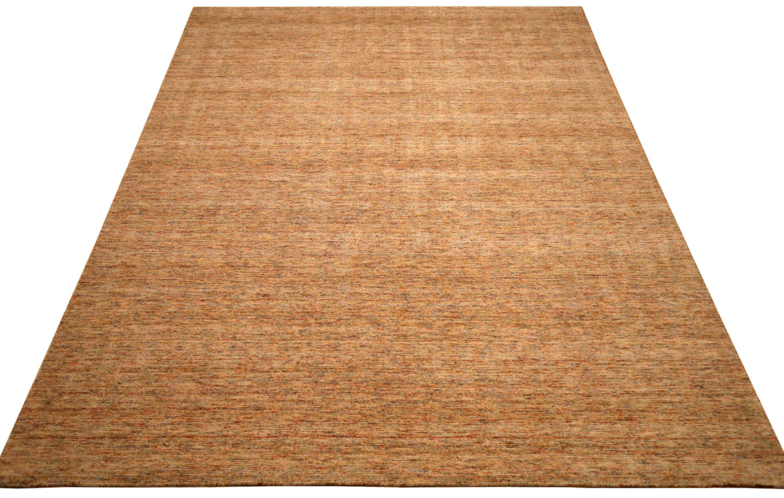 Découvrez l'élégance des tapis de l'Inde à motifs massifs de Circa 1990. Conçu avec du Coton et du Design/One, ce design exclusif est parfait pour embellir votre espace.
