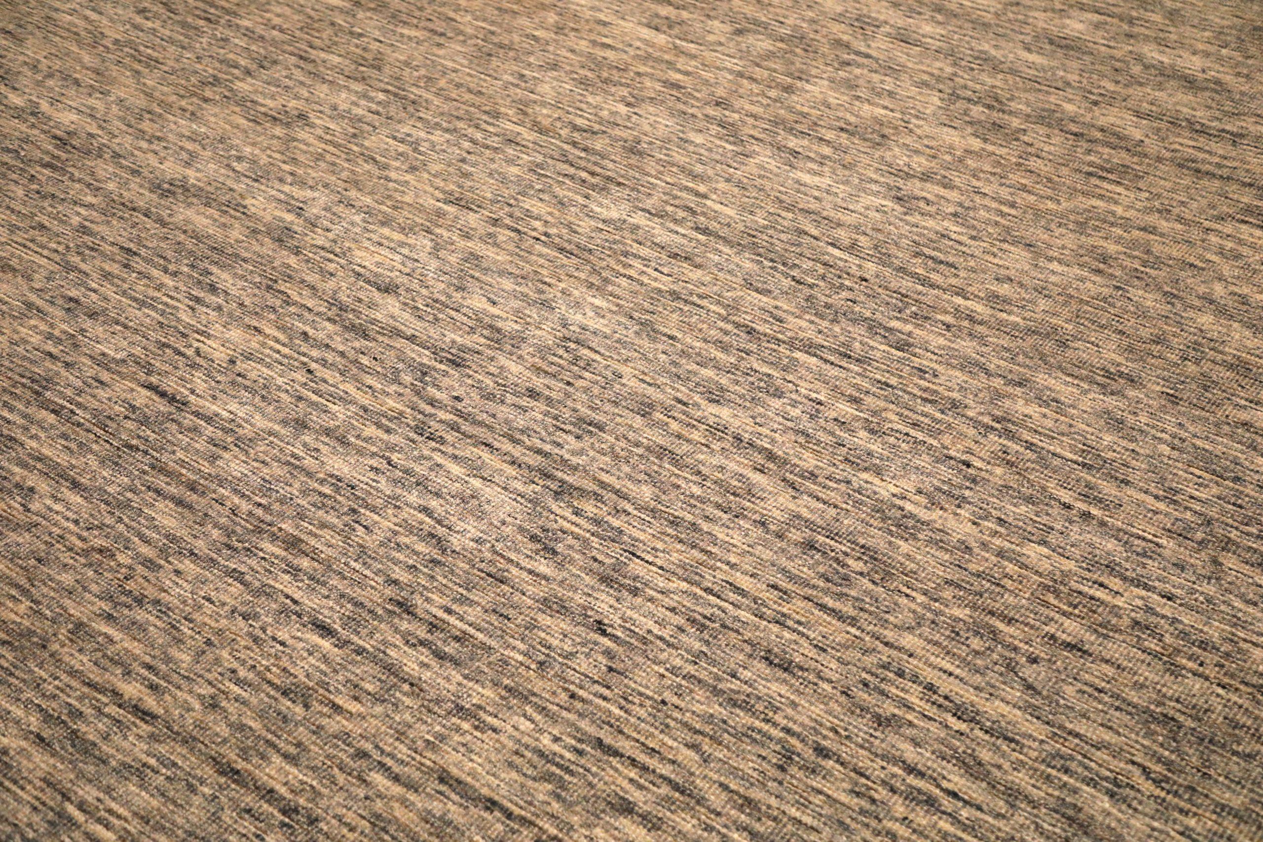 Modern India Solid Area Rugs - Wool Brown Taupe Design - 93694 For Sale