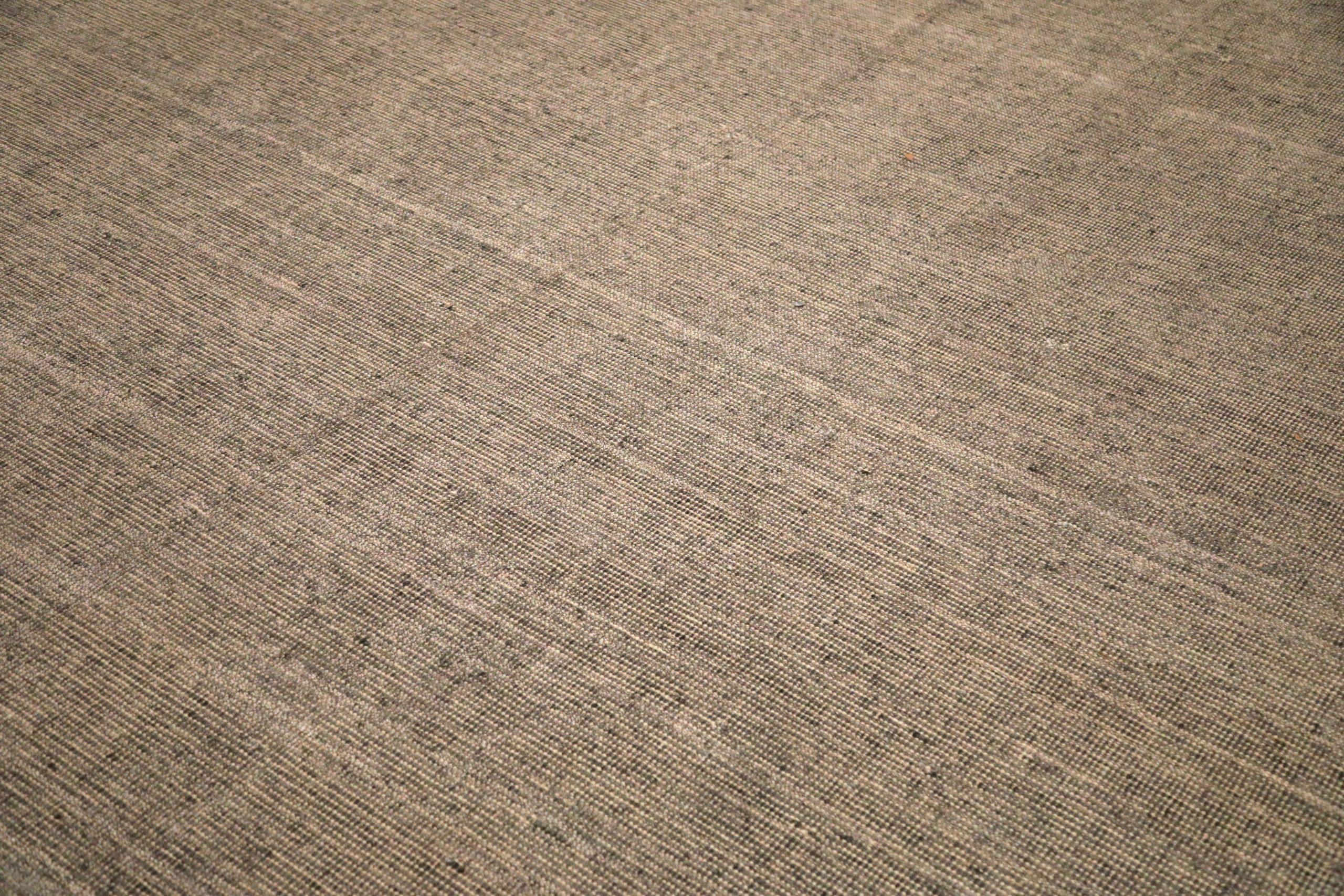 Modern India Solid Area Rugs - Wool Brown Taupe Design - 93741 For Sale