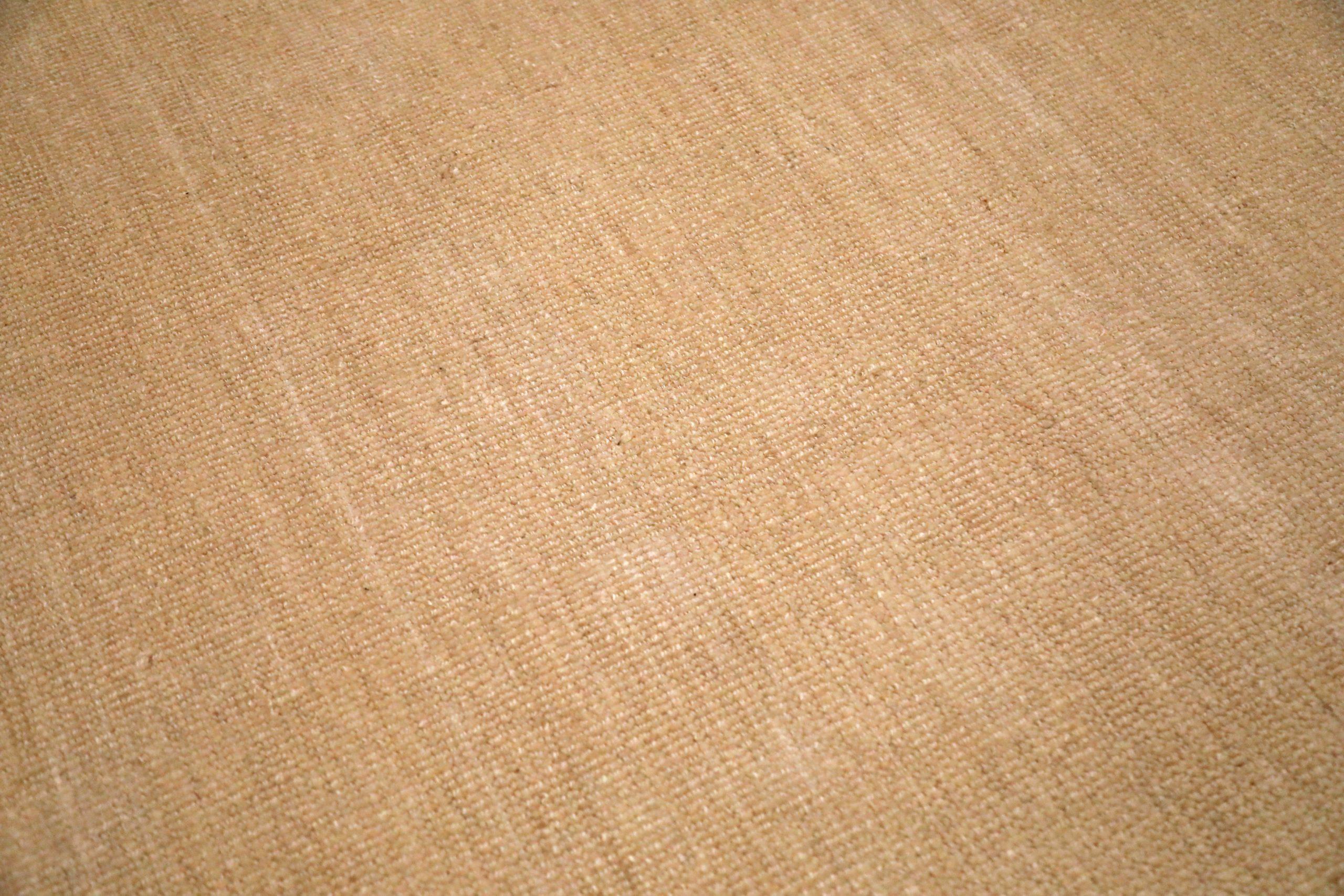 Indien Tapis d'Inde en laine ivoire et jaune ivoire - 93730 en vente