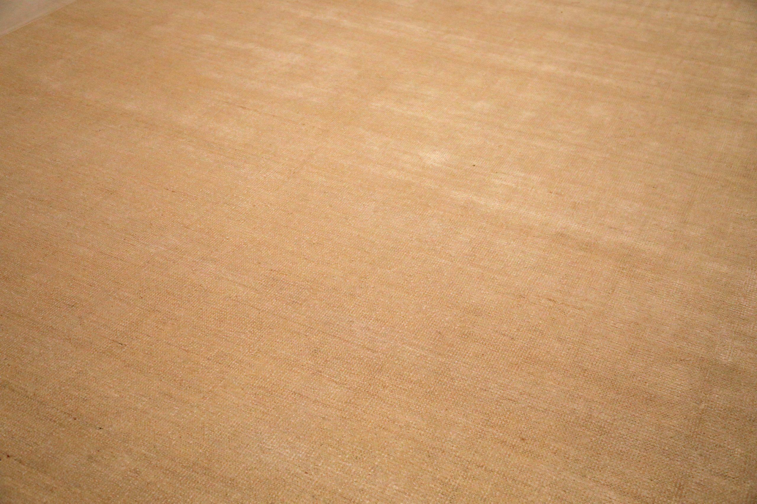 Tapis d'Inde en laine ivoire et jaune ivoire - 93730 Excellent état - En vente à Dallas, TX