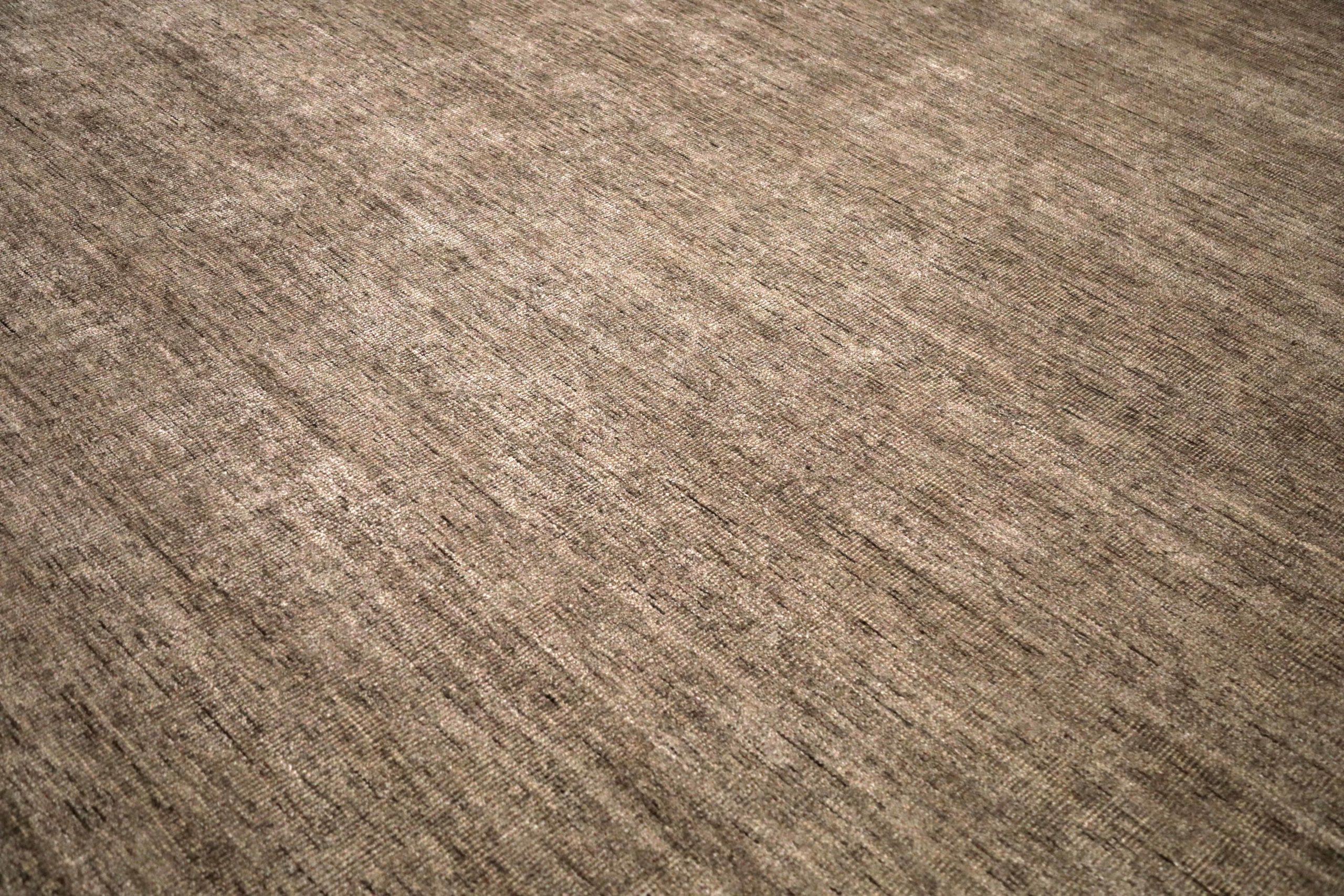India Solid Over Size Teppich - Wolle Brown Taupe Design - 93718 (Moderne) im Angebot
